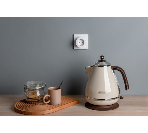 Умная розетка Smart Plug